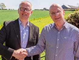 Martin Warr (Synthax UK) and Chris Collings (Aspen Media)