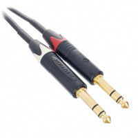 Twin TRS connectors for balanced headphones